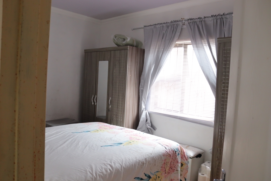 2 Bedroom Property for Sale in Diazville Western Cape